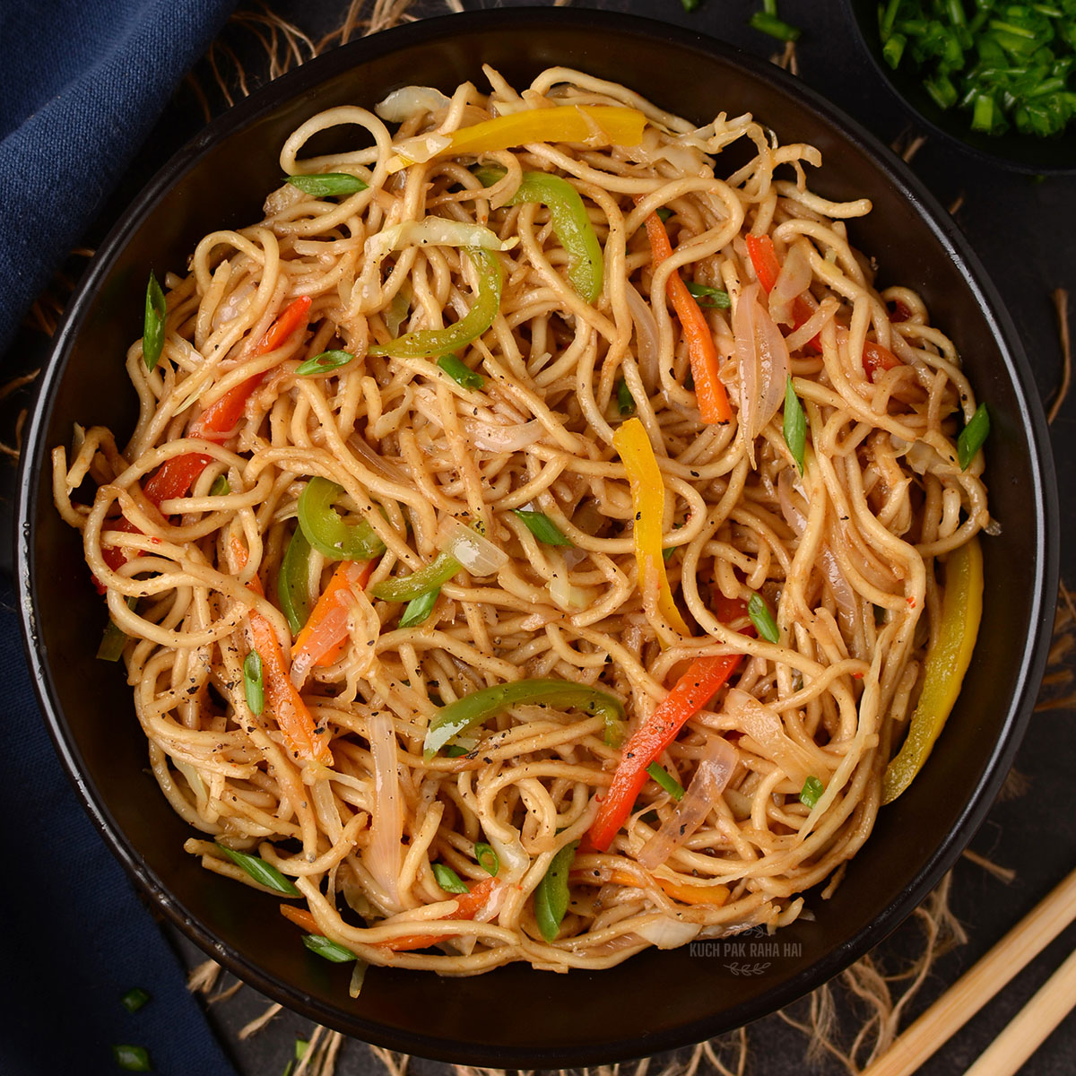 Veg Hakka Noodles - Image 2